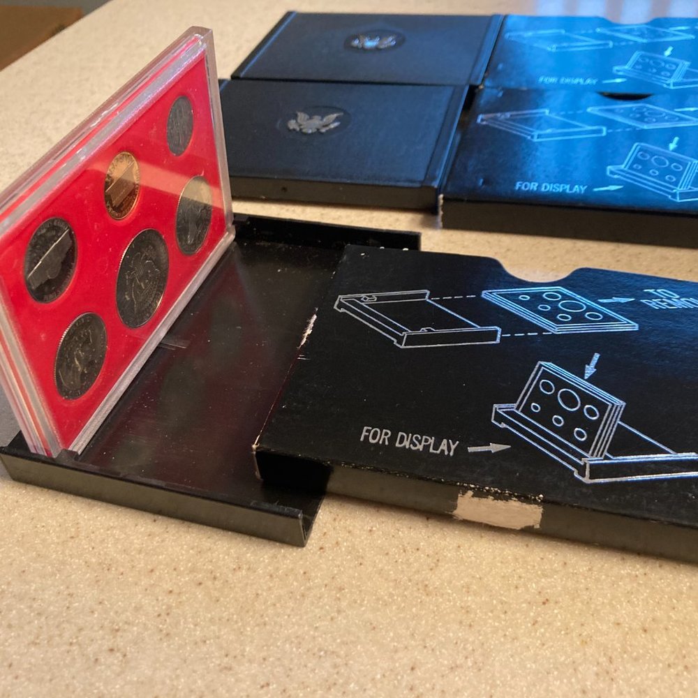 U.S. Mint Proof Sets 1980 Thru 1989  Lot of 10 - Picture 3 of 12